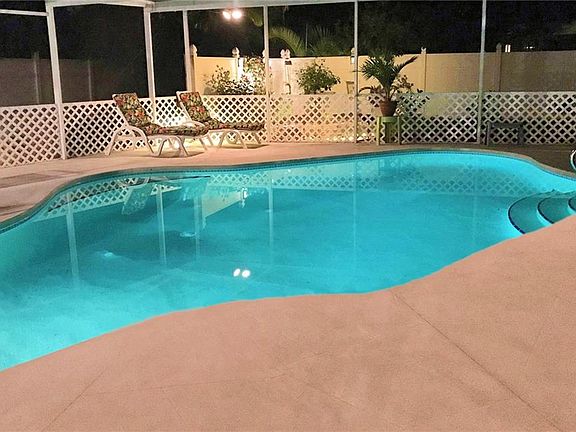3rd image of 5653 Eichen Cir W