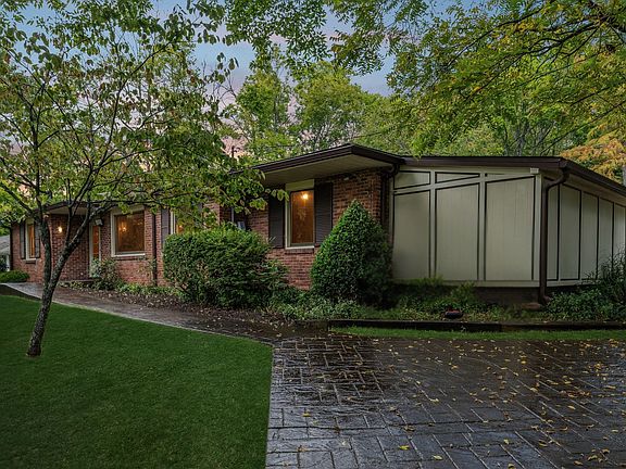 2nd image of 812 Old Hickory Blvd