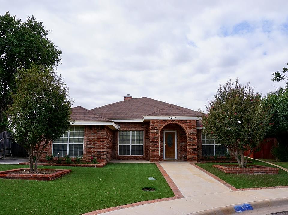 1st image of 3707 Oakridge Ct