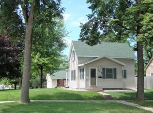 746 Franklin St SW, Hutchinson, MN 55350