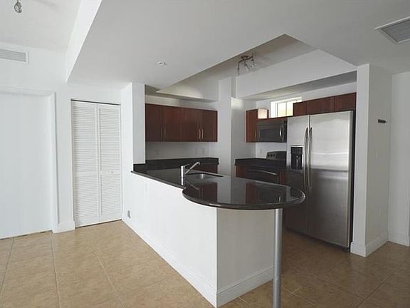 Downtown Dadeland 2/2 Rental