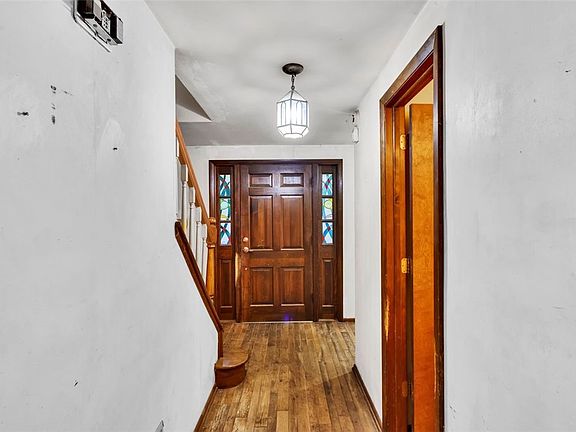 5th image of 4287 Trouthaven Dr