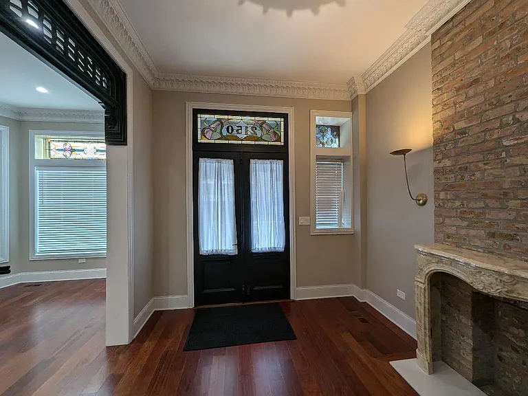 2150 W Monroe St — Photo 10