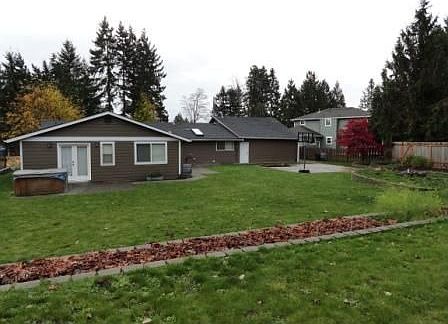 2nd image of 2926 184th Ave E