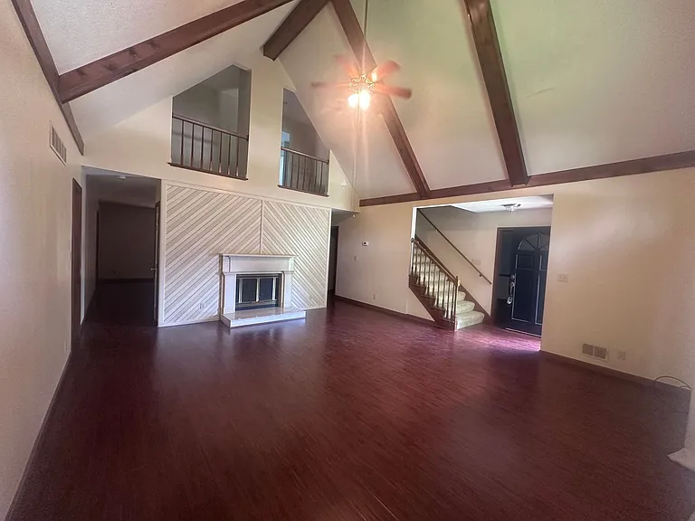 1002 Juniper Springs Dr — Photo 7