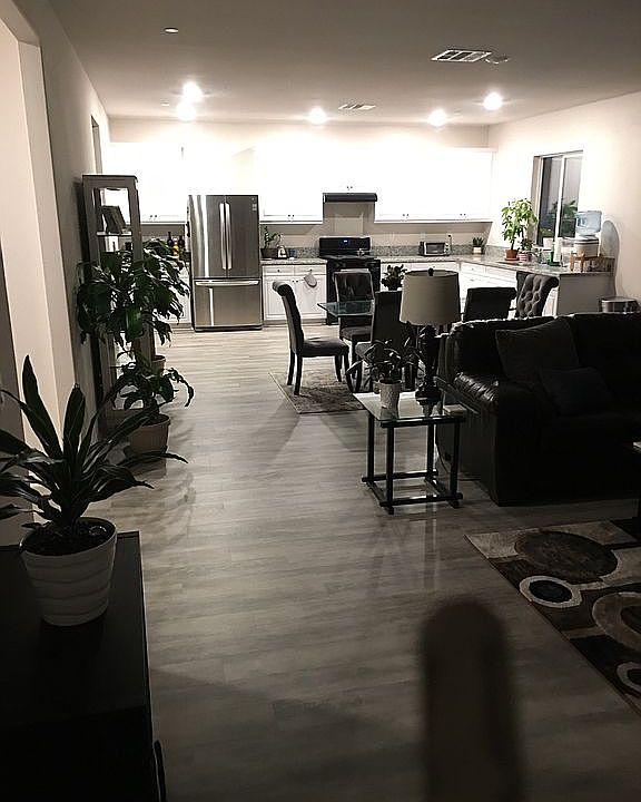 Open Kitchen/Living Room