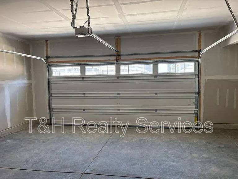5790 Arcade Blvd — Photo 28