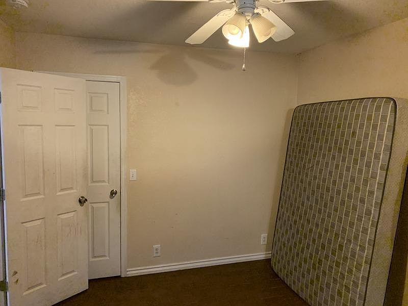 1st image of 454 W 9th St #A