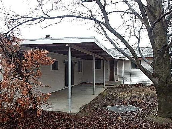 Covered patio