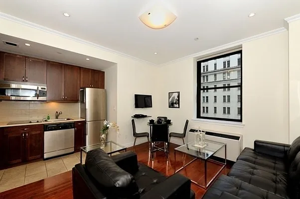 Rented by REAL New York | media 20