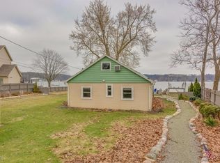 15164 Lakeshore Dr, Vandalia, MI 49095