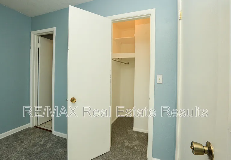 1314 W Margaret Pl — Photo 16