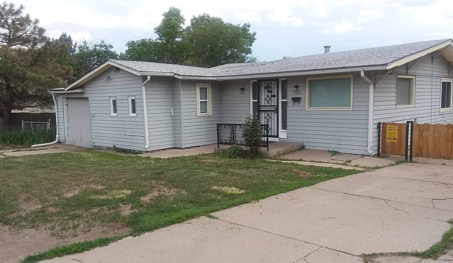 3 bed, 1393 sqft, $2,300 — Photo 2