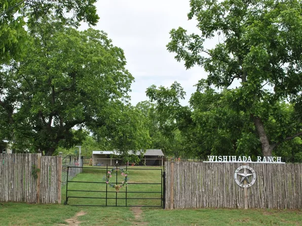 801 County Road 416, Comanche, TX 76442