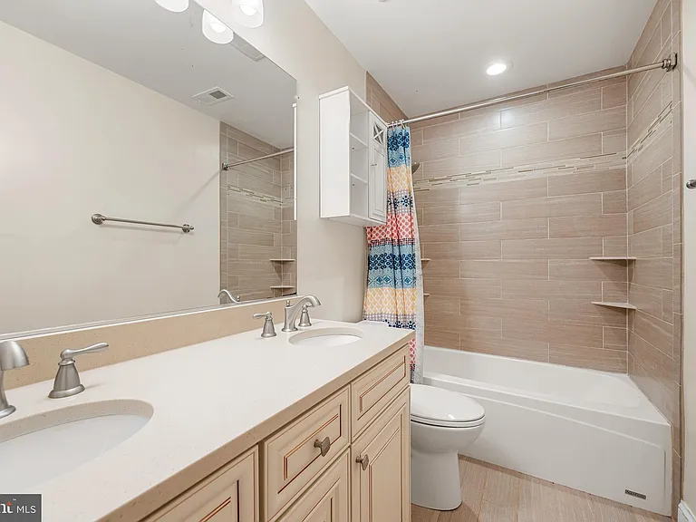 13204 Nickleson Dr — Photo 20