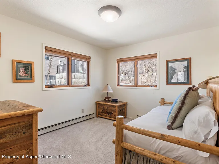 92 Wildridge Ln — Photo 22