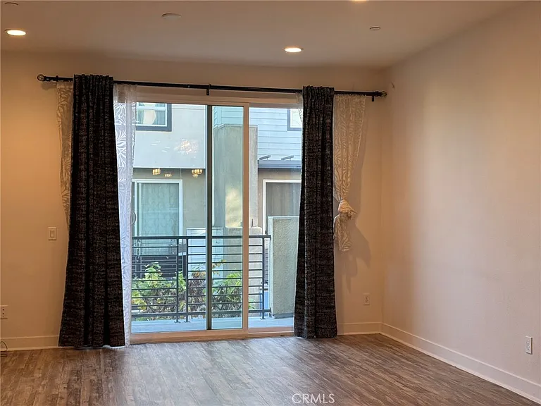 9042 Garvey Ave #16 — Photo 25