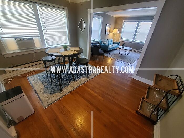 1st image of 1125 W 40th St #1W