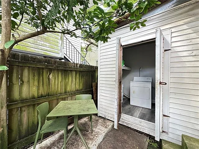 314 S Rendon St — Photo 9