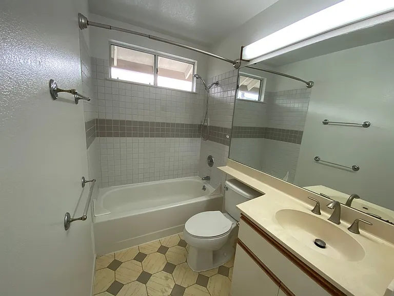 98-1961D Kaahumanu St #40 — Photo 13
