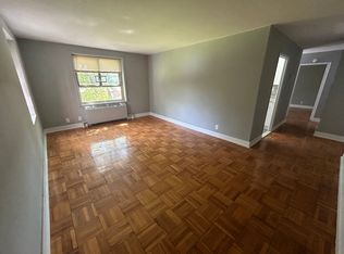 19404 67th Ave #3B, Fresh Meadows, NY 11365