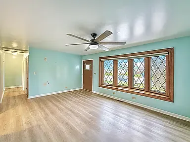 539 W Rose Ave — Photo 2