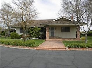 3565 S McCall Ave, Sanger, CA 93657