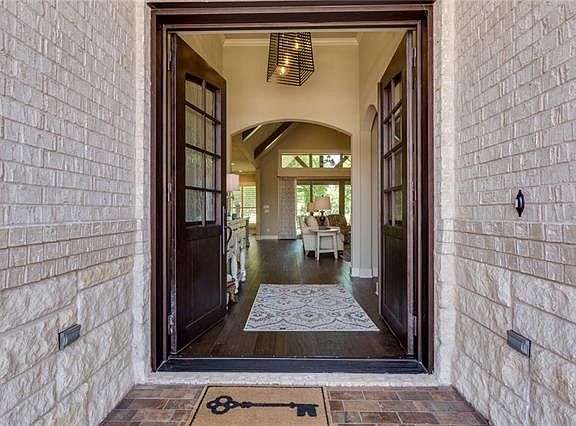5th image of 6430 Pinehurst Dr