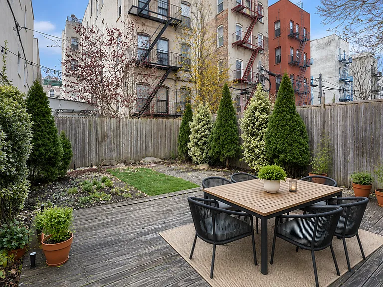 841 Dekalb Ave #1R — Photo 12