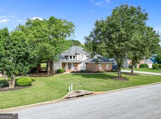 656 Clubland Cir SE, Conyers, GA 30094