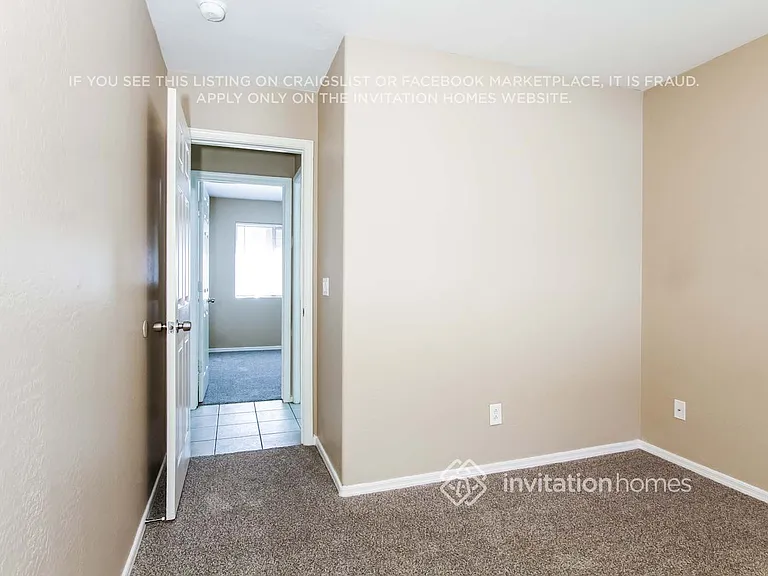 5142 W Fraktur Rd — Photo 10