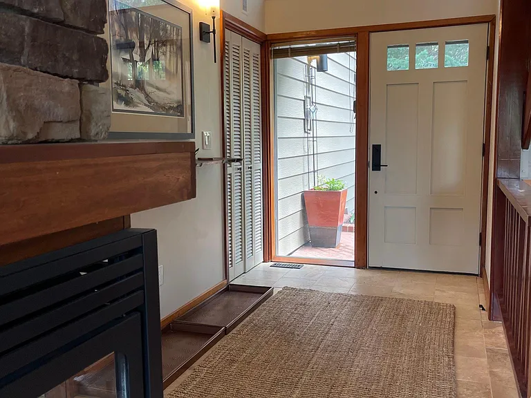 E Custer Ln — Photo 7