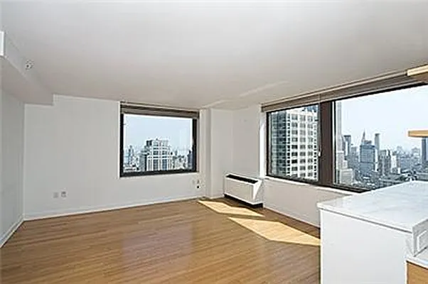 Sold by Sumitomo Real Estate Sales | media 8