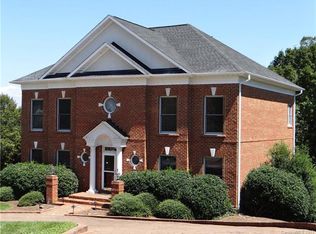 3722 8th Street Pl NW, Hickory, NC 28601