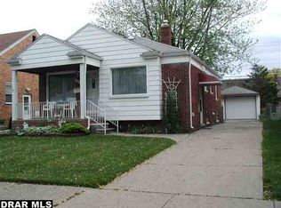 15675 Russell Ave, Allen Park, MI 48101