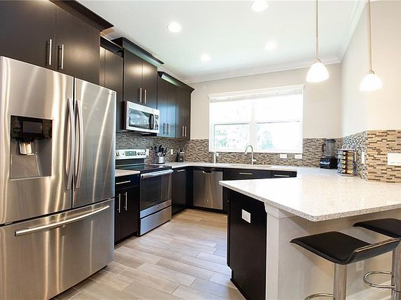 4th image of 11410 Crowned Sparrow Ln