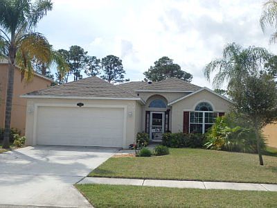 Beautiful home, Beautiful Landscaping