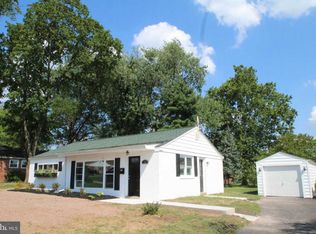 16 Hilltop Rd, Plymouth Meeting, PA 19462