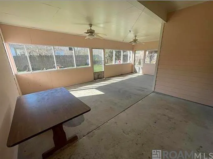218 Edgehaven Dr — Photo 12