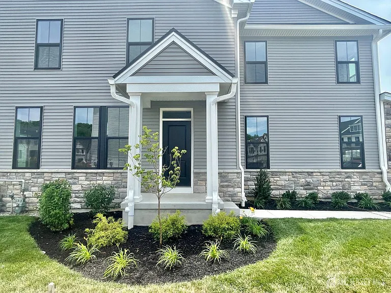 7 Colt Ln — Photo 19