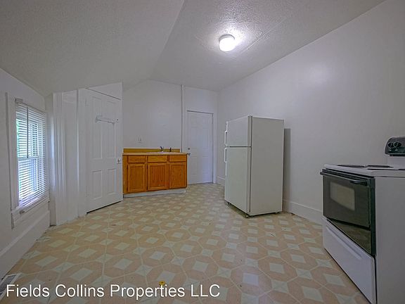 4th image of 160 S Arlington St APT 3
