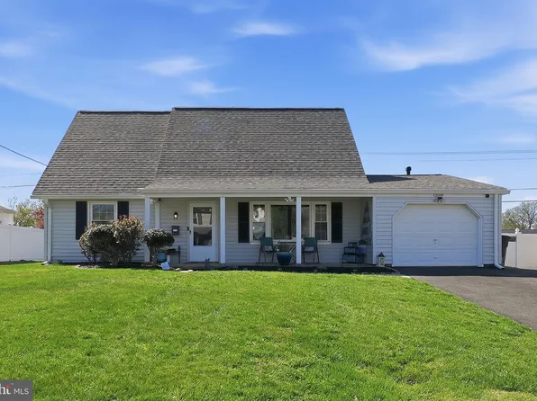 12109 Rockledge Dr, Bowie, MD 20715