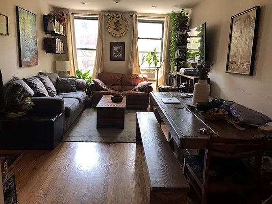 Rented by Owner | media 7