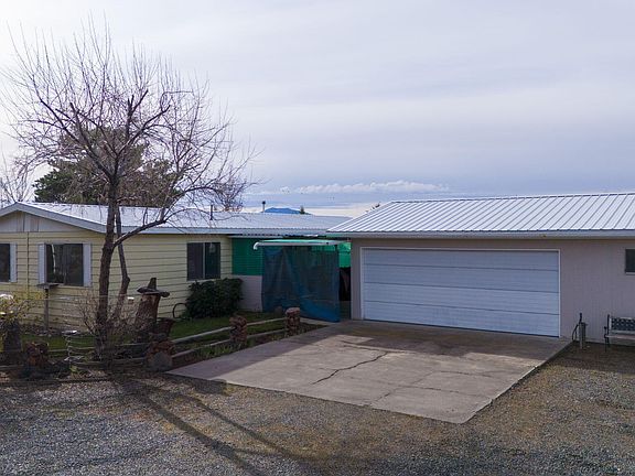 2nd image of 2715 S Adams Dr