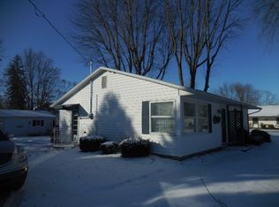 613 E Walnut St, Akron, IN 46910