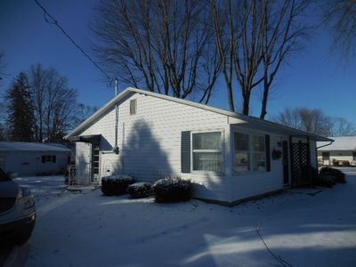 613 E Walnut St, Akron, IN, 46910