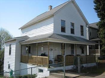 1st image of 724 Carmalt St