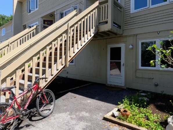 337 College Street #6, Burlington, VT 05401