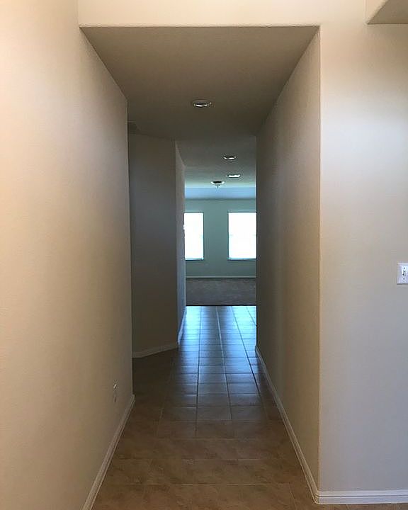 1st image of 817 Wylie St