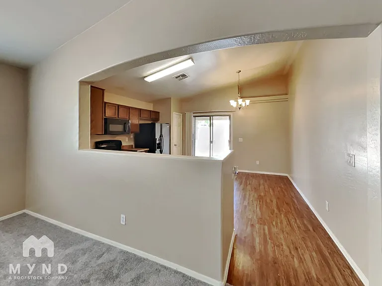 36590 W San Clemente St — Photo 5